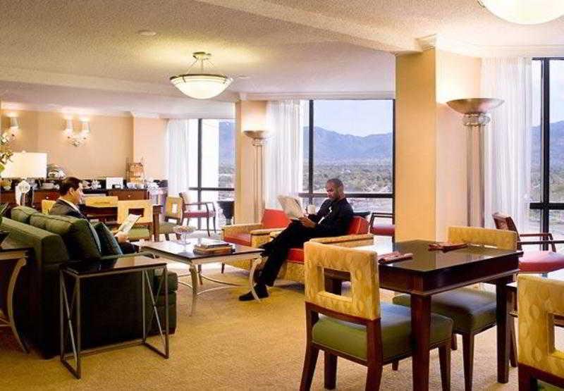 Marriott Albuquerque Hotel Restoran gambar
